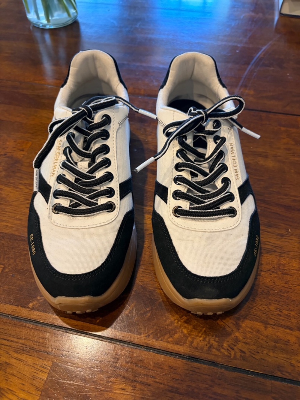 Sam Edelman Layla Sneakers, Black Suede/ White Nylon, 8.5 - Picture 4 of 11